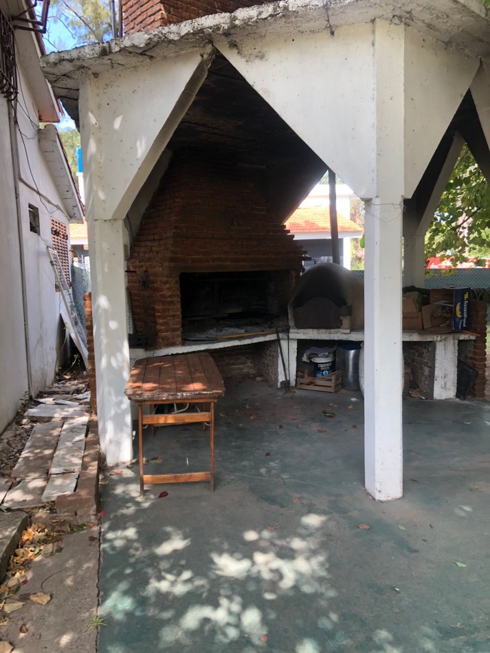 Vende o Permuta Casa quinta en La Reja 