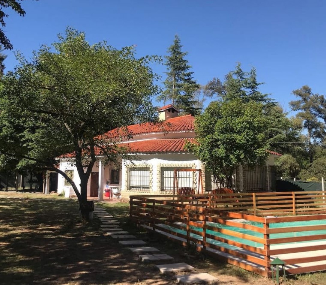 Vende o Permuta Casa quinta en La Reja 