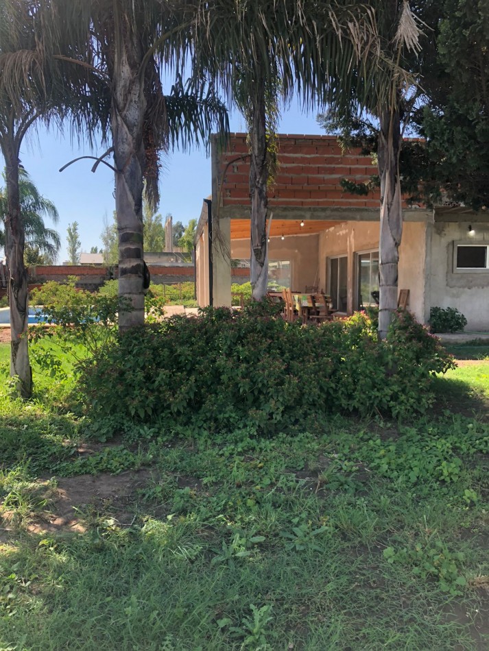 Vende Excelente casa a terminar en parque Gorriti- Fco. Alvarez