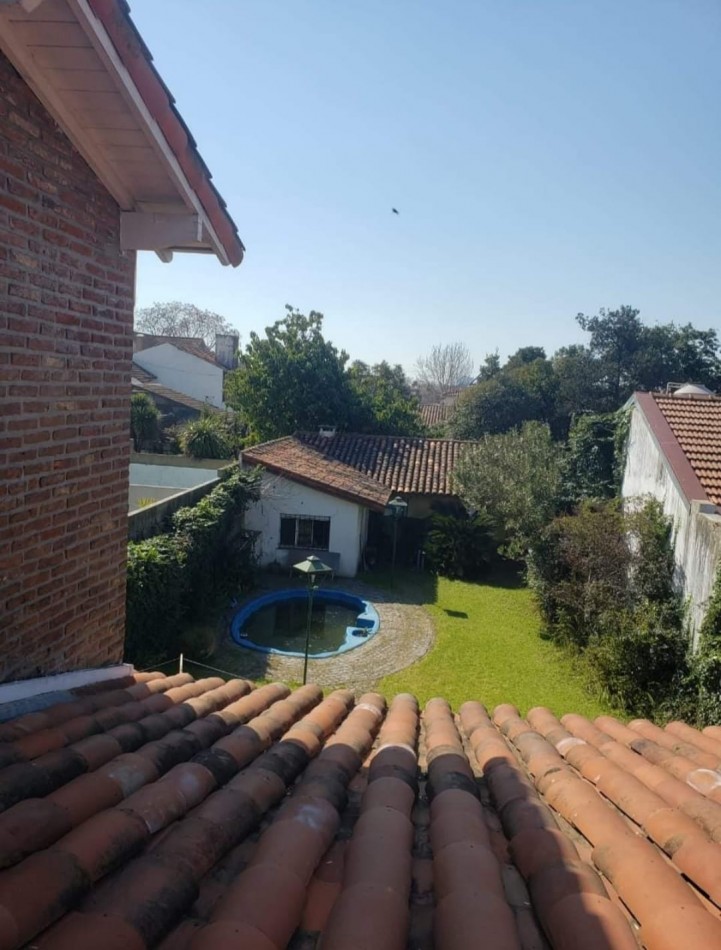 Venta de hermosa casa chalet en San Isidro, 