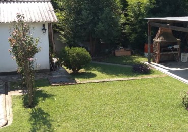 VENTA DE CASA QUINTA EN PARQUE GAONA - MORENO